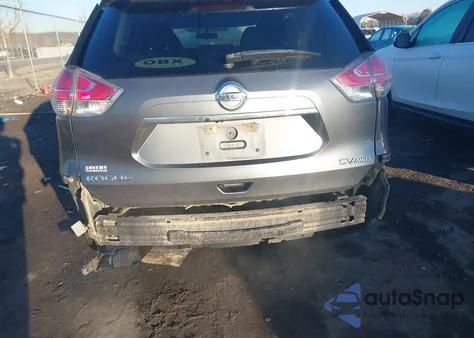 2015 Nissan Rogue Sv z USA, uszkodzony, nr VIN 5N1AT2MV3FC764957